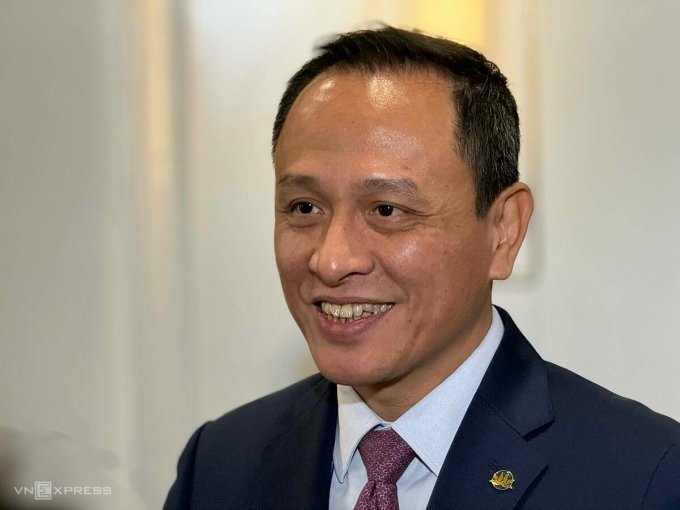 Vietnam airlines ceo le hong ha on the sidelines of the international airline symposium 2024 on feb. 28, 2024 in hanoi. Photo by vnexpress/anh tu